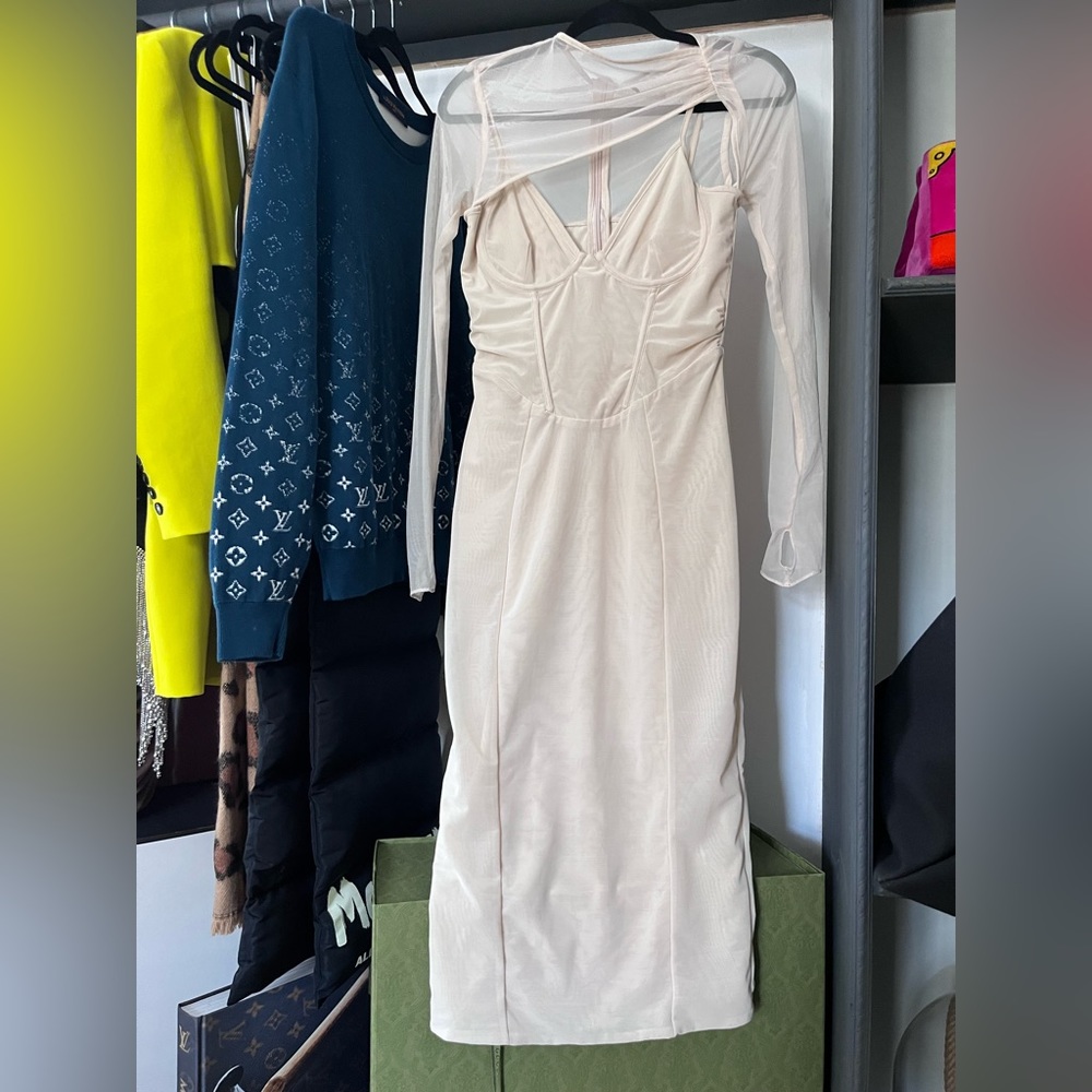 House of CB dress - Picture 7 of 10